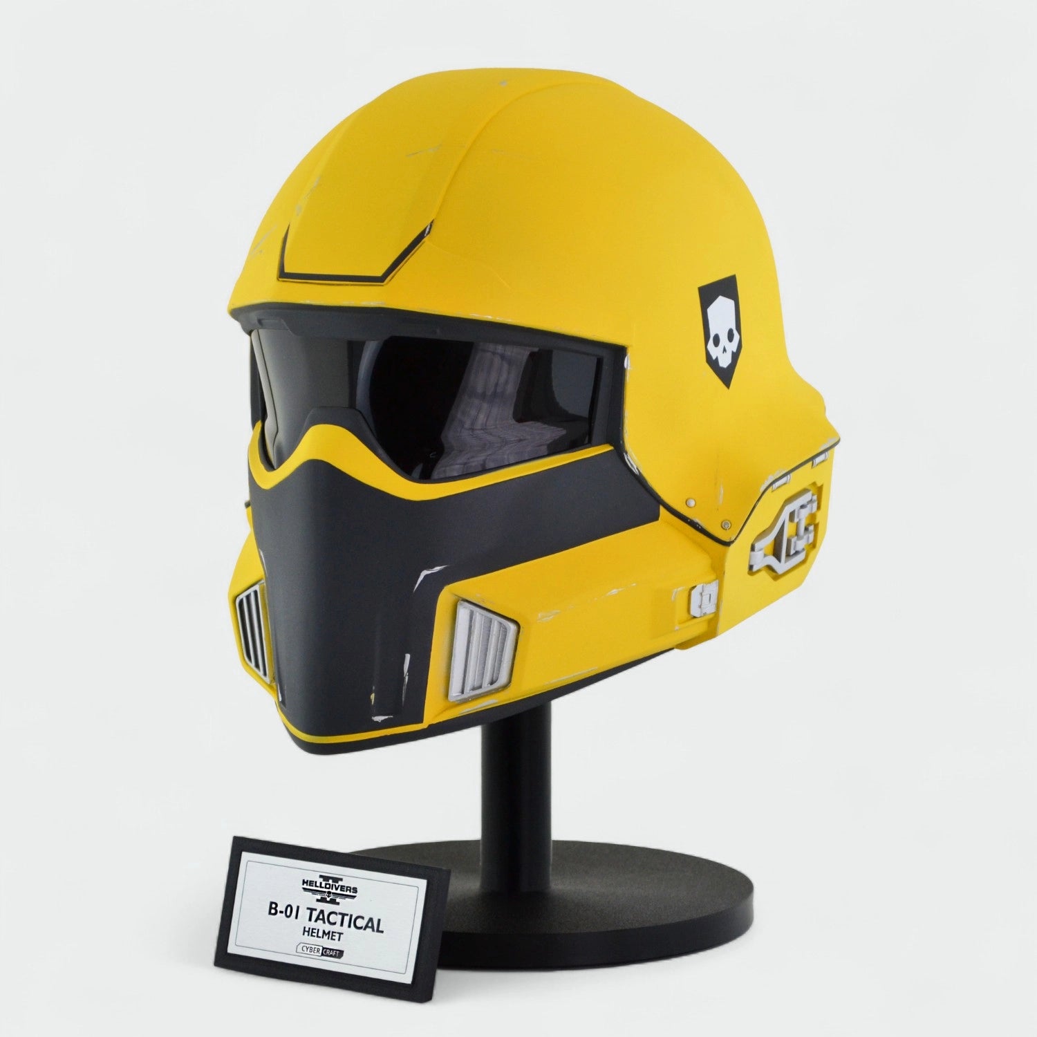 Helldivers 2 TR-40 Gold Eagle Helmet