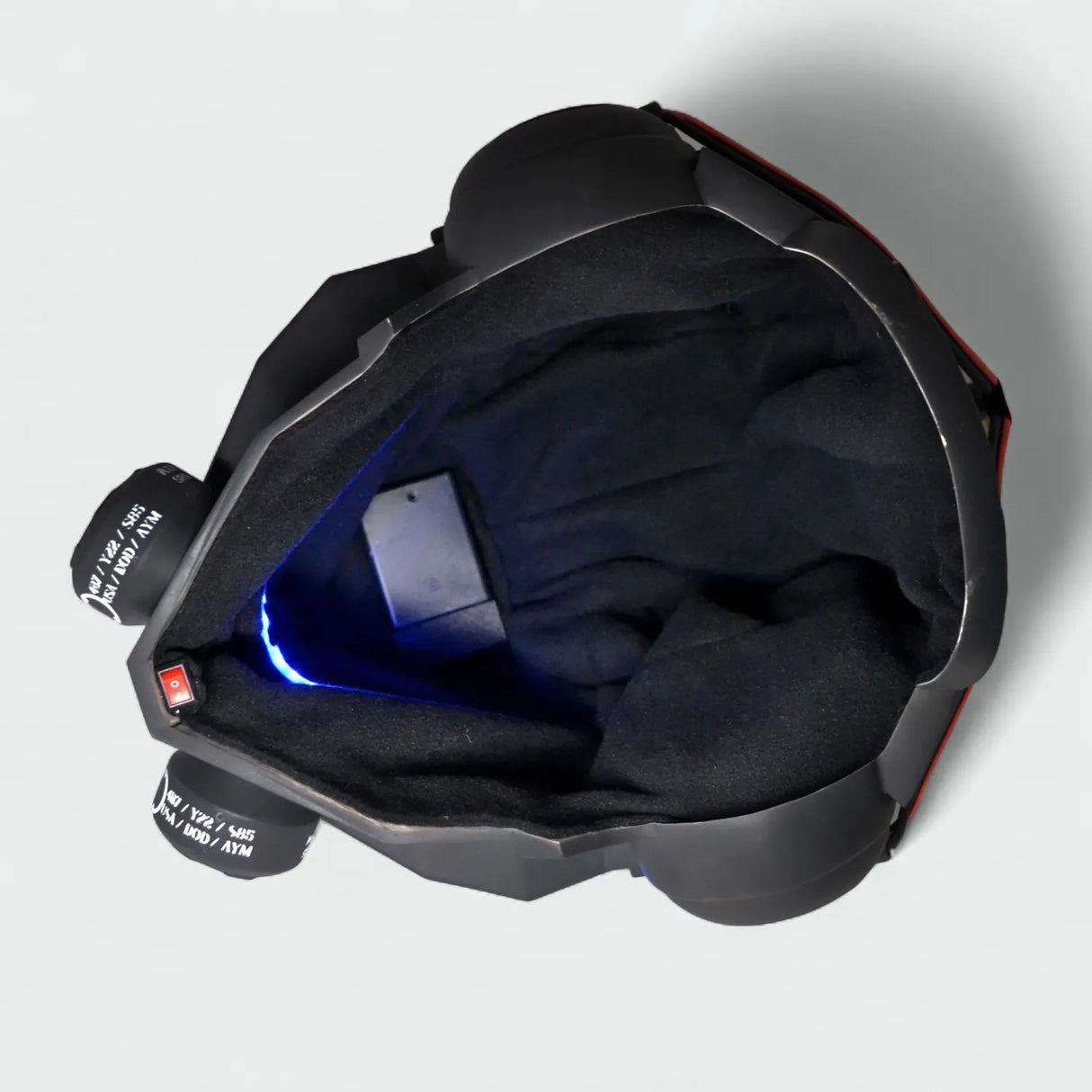 Titanfall 2 Pulse Blade Pilot Helmet - Shark White