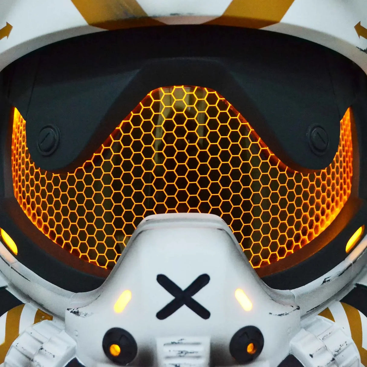 Titanfall 2 Viper Pilot Damage Helmet