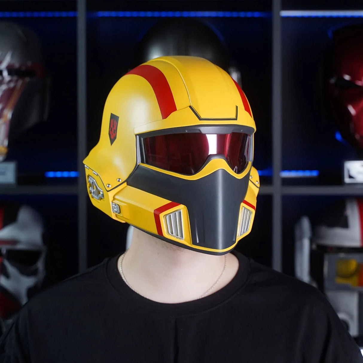 Helldivers 2 B-01 Helmet - Chaosdiver Gold Eagle