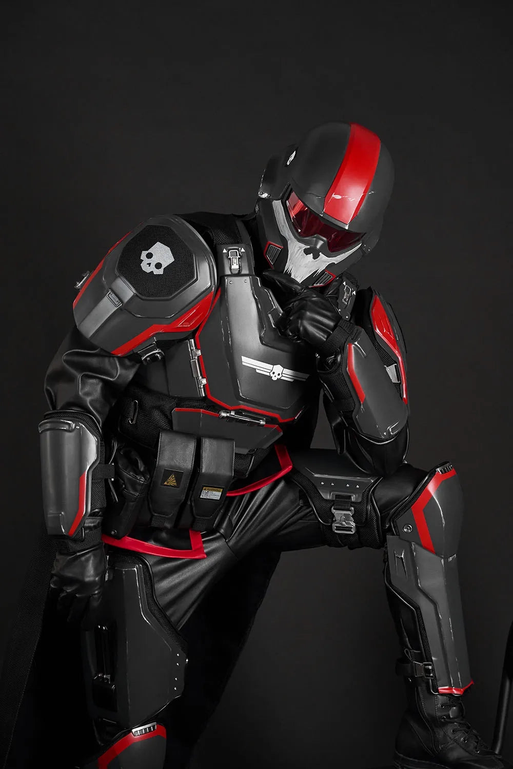 Helldivers B-01 Cosplay Costume - Red