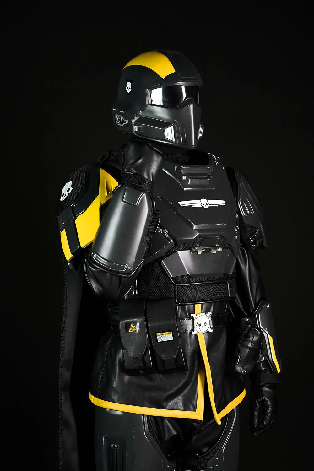 Helldivers B-01 Cosplay Costume - Right Line