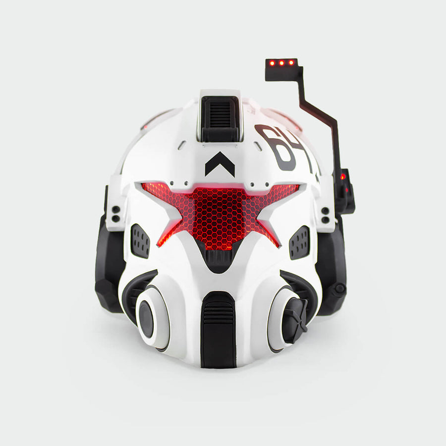Titanfall Battle Rifle Pilot White Helmet