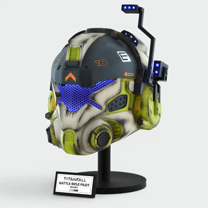 Titanfall Battle Rifle Pilot Classic Helmet