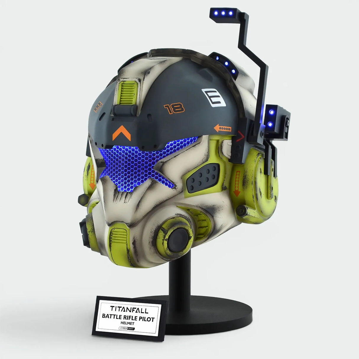 Titanfall Battle Rifle Pilot Classic Helmet