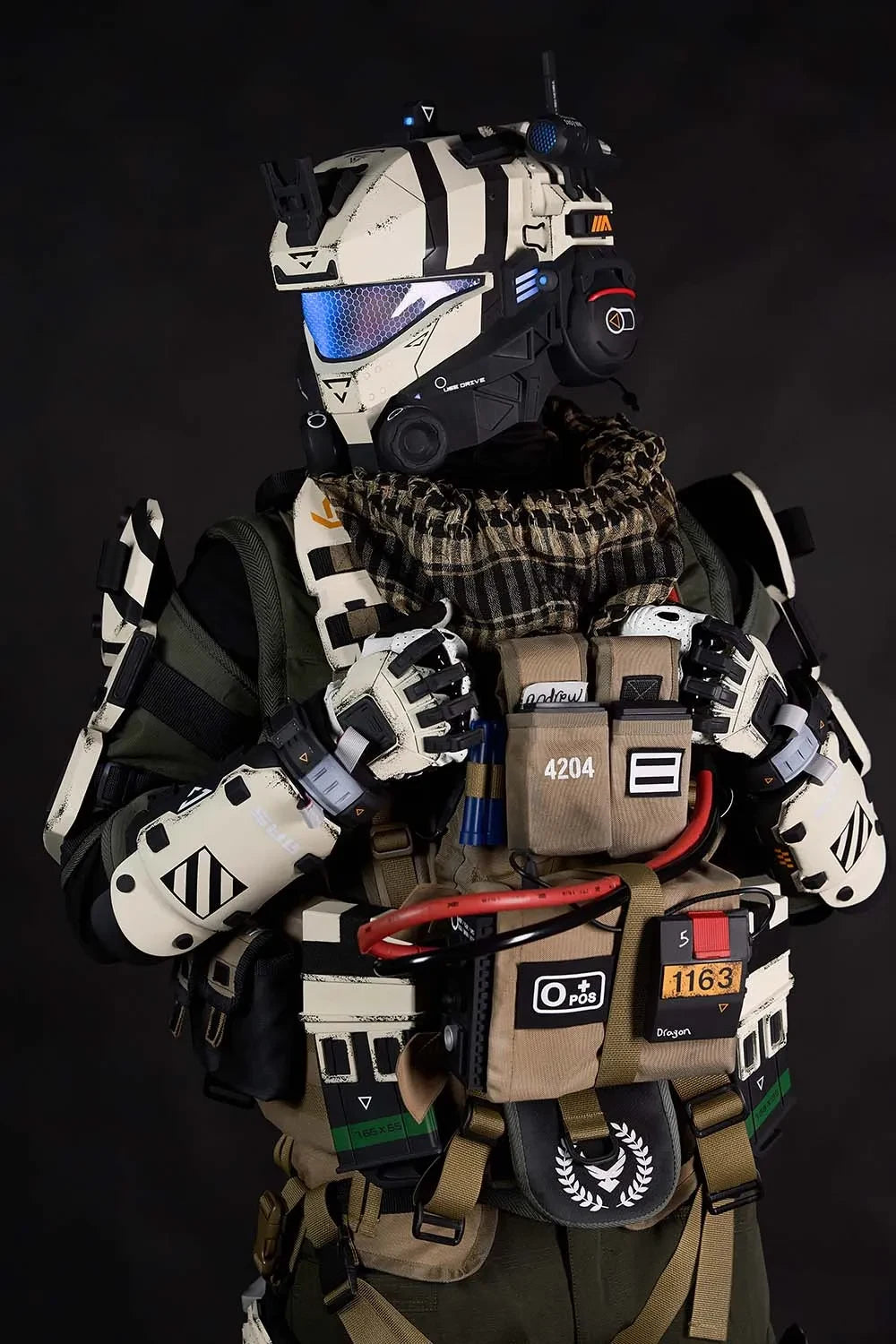 Titanfall 2 Pulse Blade Pilot Costume