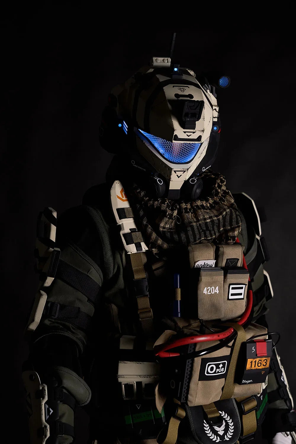 Titanfall 2 Pulse Blade Pilot Costume