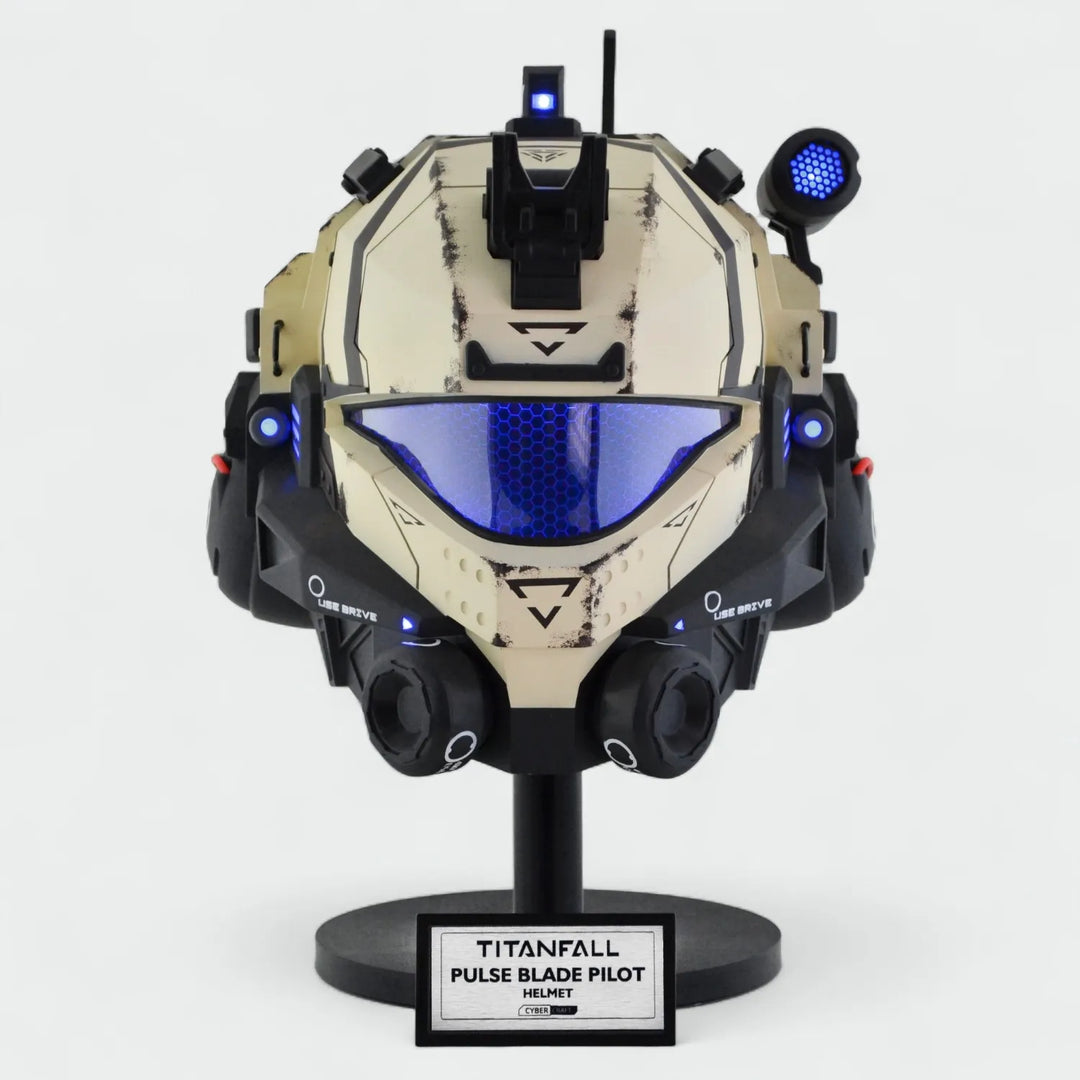 Titanfall 2 Pulse Blade Pilot Helmet