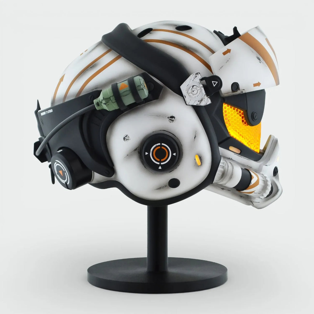 Titanfall 2 Viper Pilot Damage Helmet
