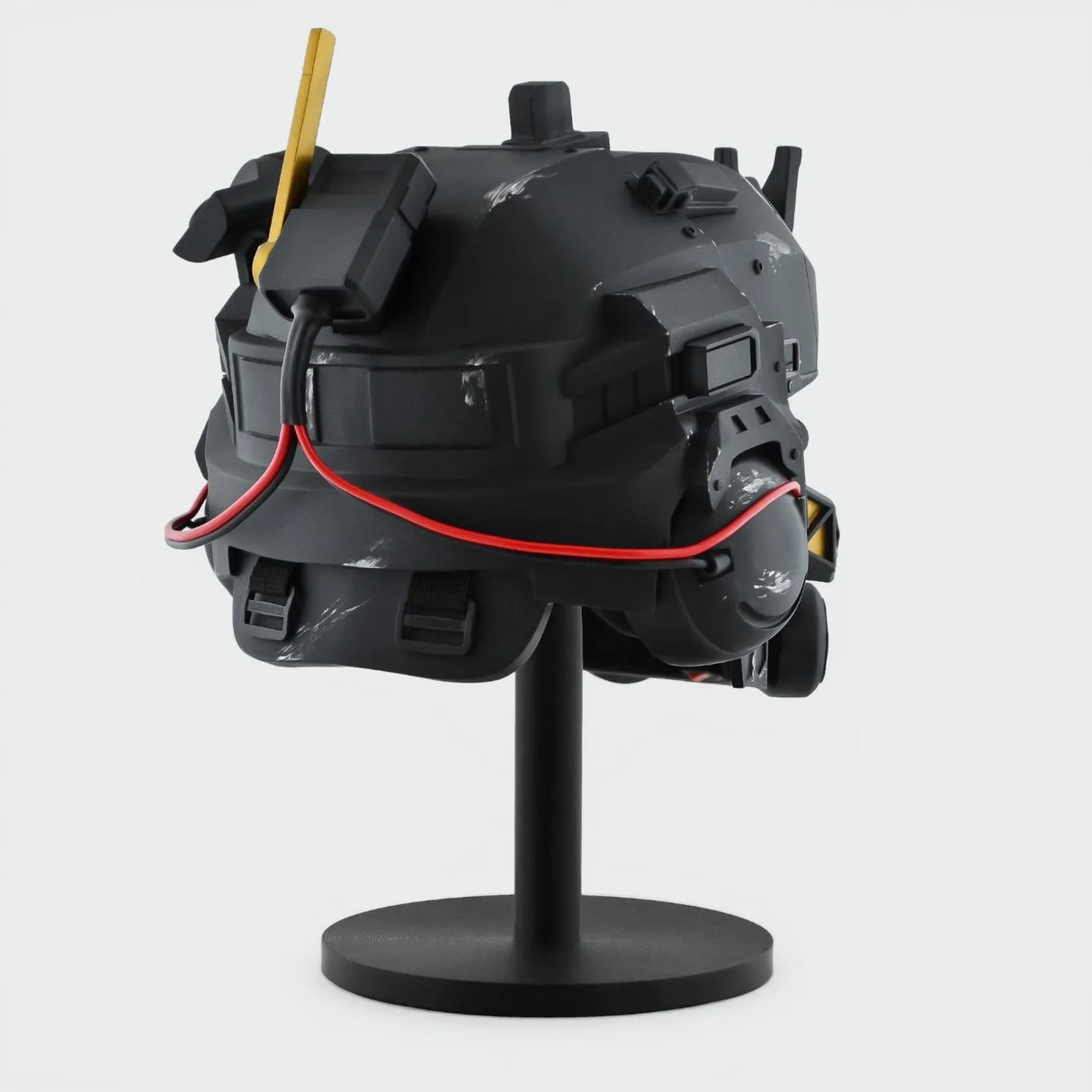 Titanfall 2 Pulse Blade Pilot Helmet - Black