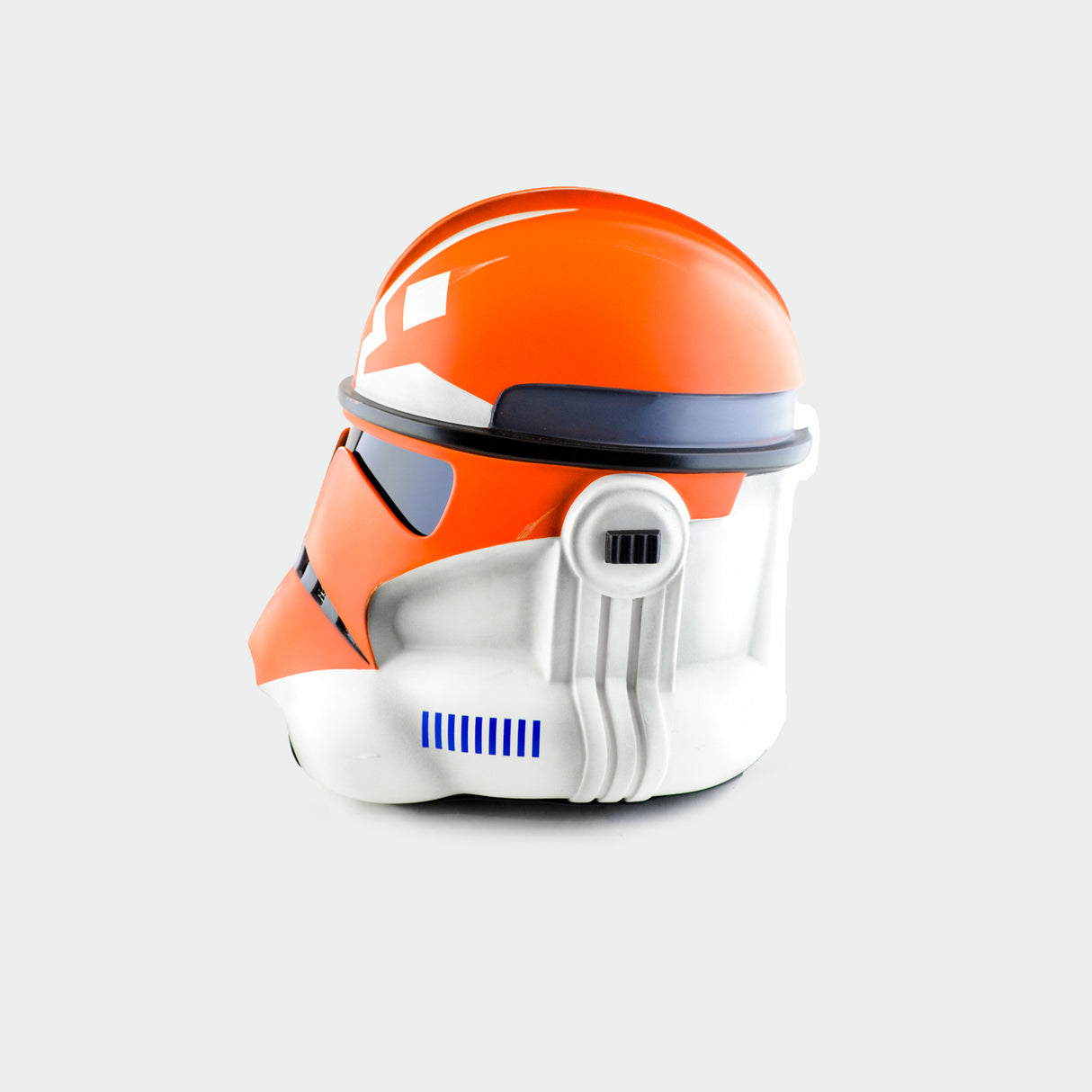 Cracked Ahsoka Clone Trooper Phase 2 Helmet 332nd Company from Star Wars / Cosplay Helmet / Clone Wars / Star Wars Helmet Cyber Craft