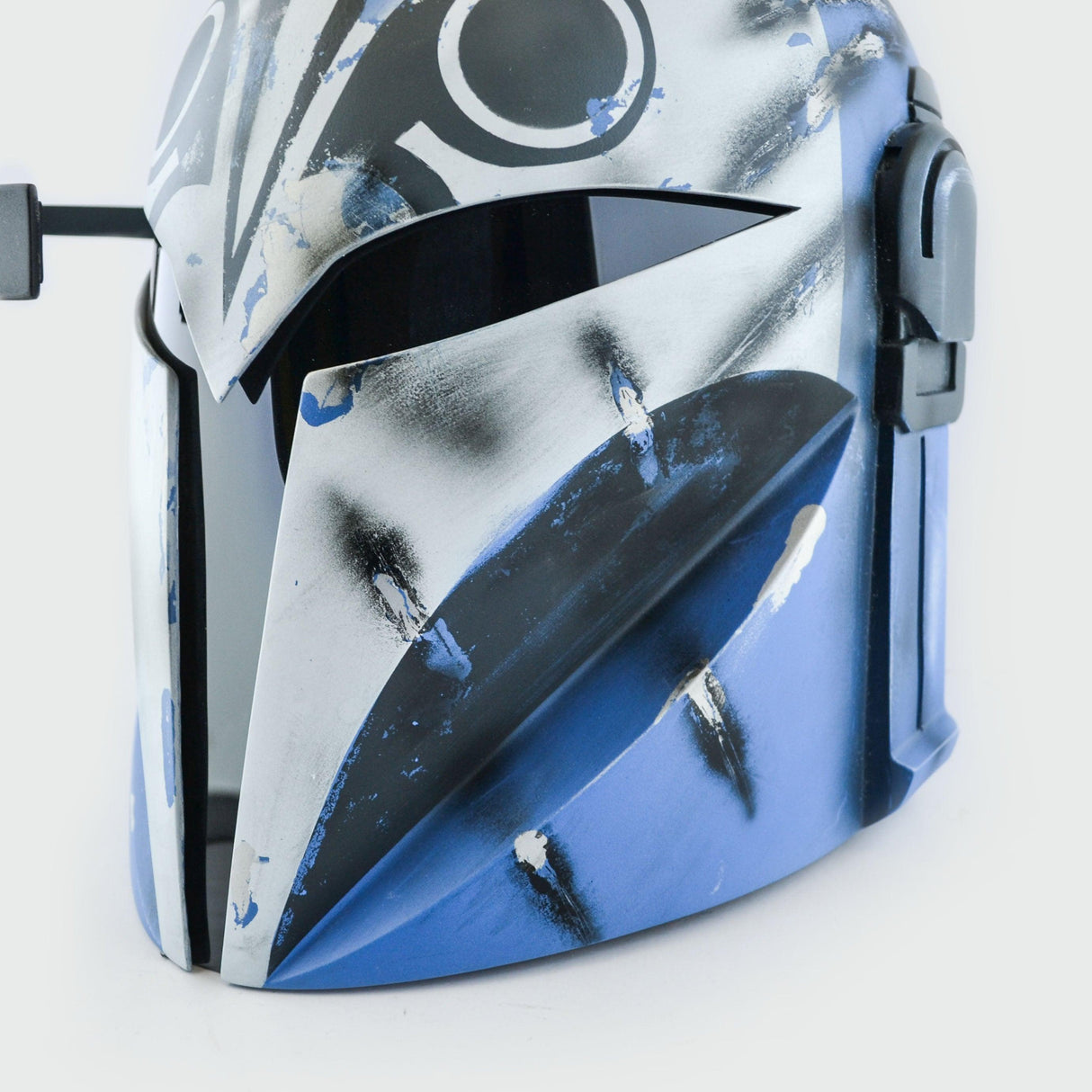 Bo-Katan Mandalorian Helmet from Star Wars Series / Cosplay Helmet / Mandalorian Helmet / Star Wars Helmet Cyber Craft