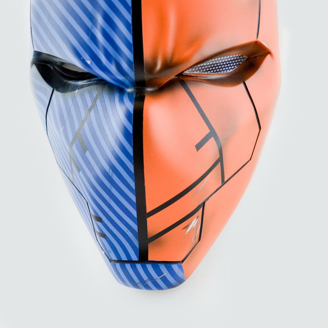 Red Hood - Deathstroke Helmet - Cyber Craft