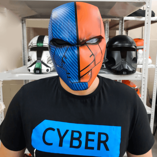 Red Hood - Deathstroke Helmet - Cyber Craft